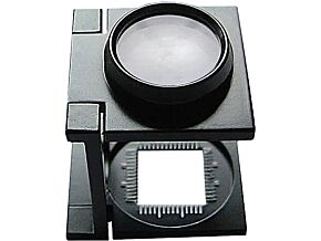 Lupa składana 19mm o powiększeniu x8 z podziałką 15x15mm Lupa składana 19mm o powiększeniu x8 z podziałką 15x15mm